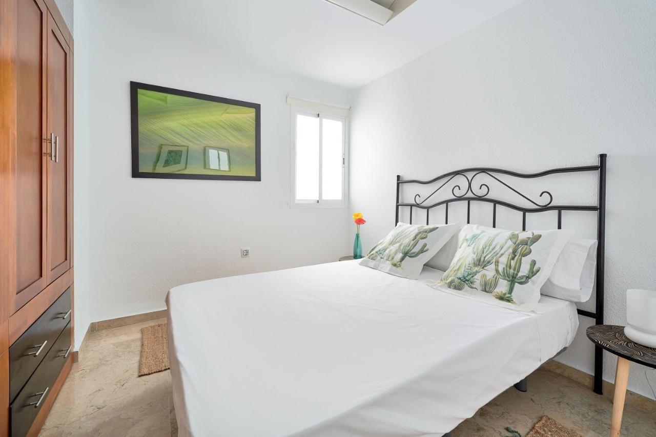 Apartamento 3 Dormitorios Centrico - Parking Incluido Малага Экстерьер фото
