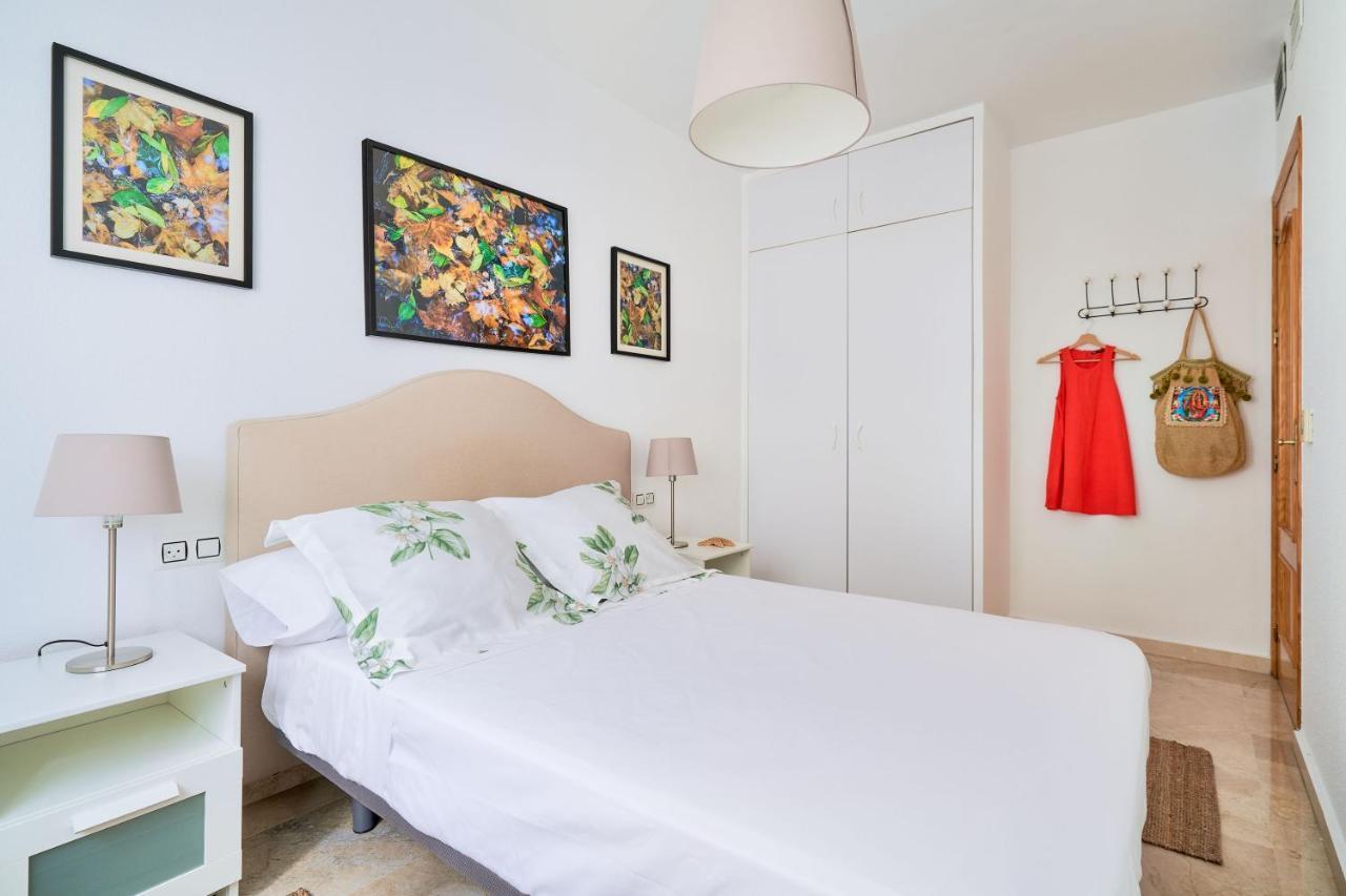 Apartamento 3 Dormitorios Centrico - Parking Incluido Малага Экстерьер фото